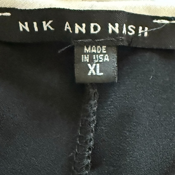 Nik and Nash Black Dress with White Accents - Picture 3 of 3